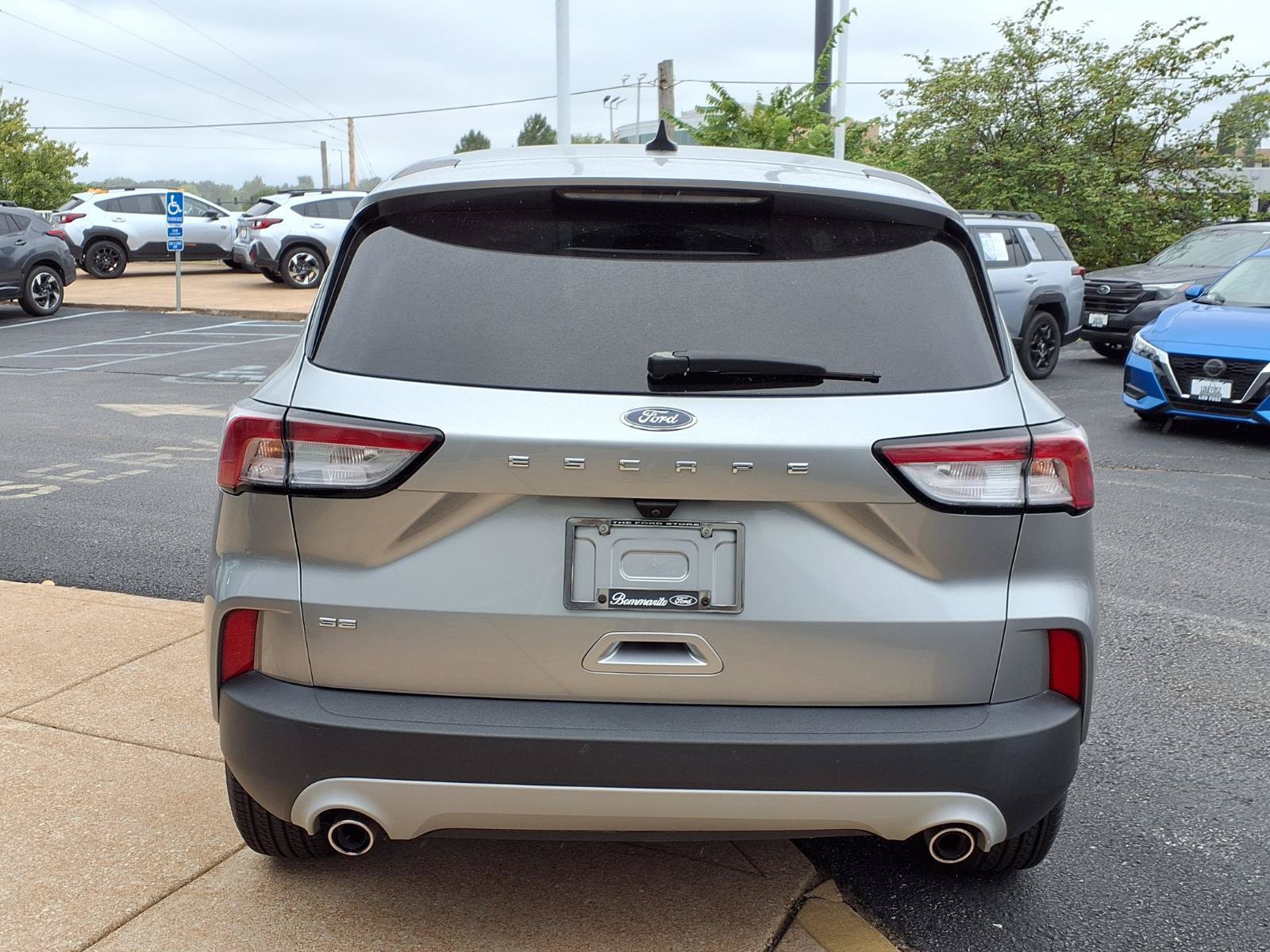 Used 2022 Ford Escape SE FWD image 20
