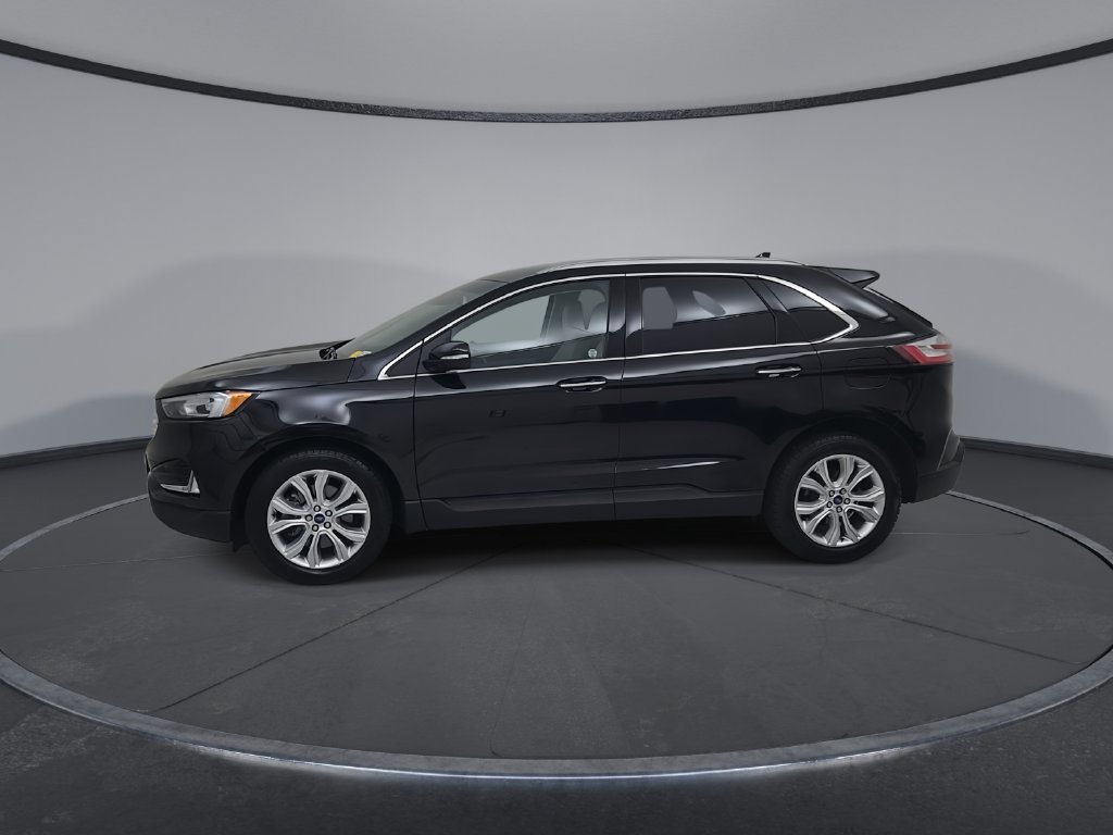 Used 2020 Ford Edge Titanium w/ Class II Trailer Tow Package AWD/4WD image 10