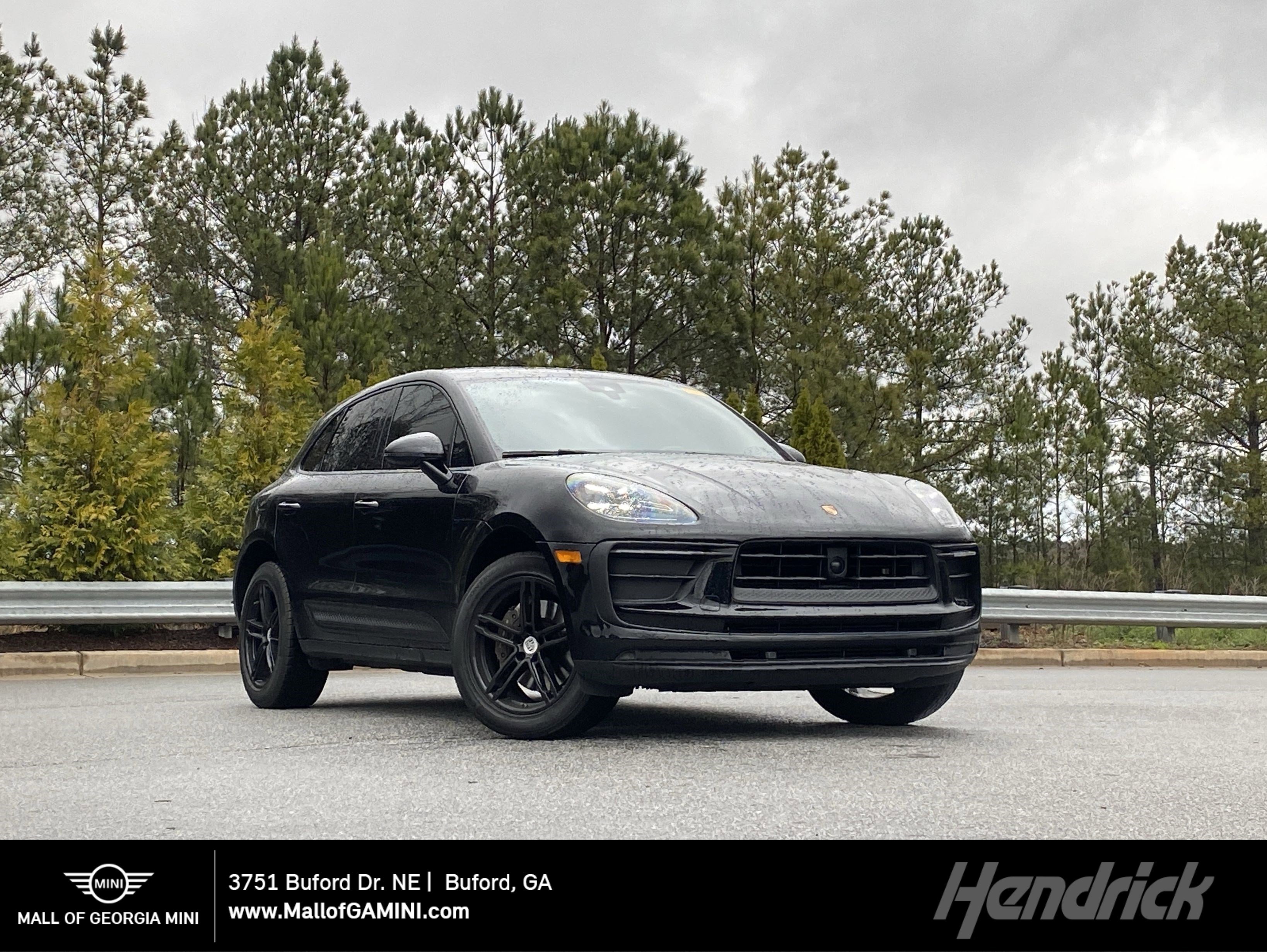 Used 2023 Porsche Macan image 1