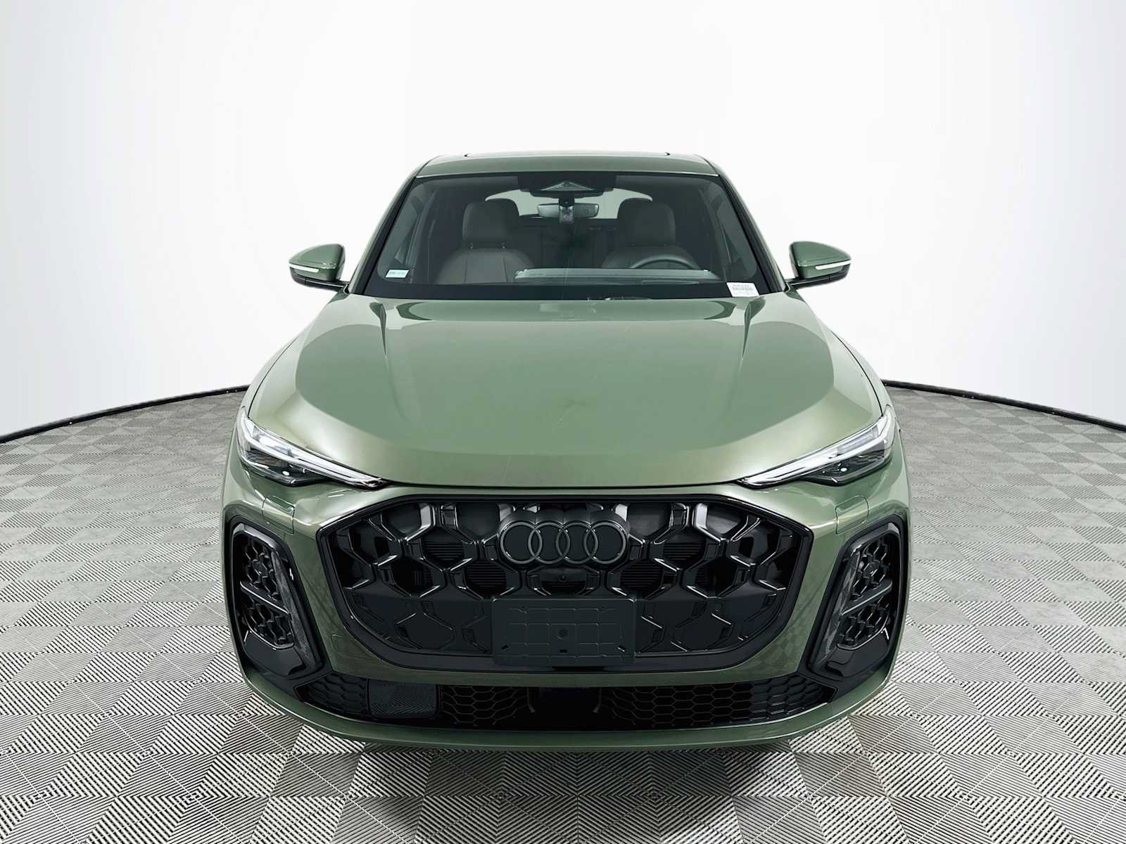 New 2026 Audi Q5 Premium Plus AWD/4WD image 2