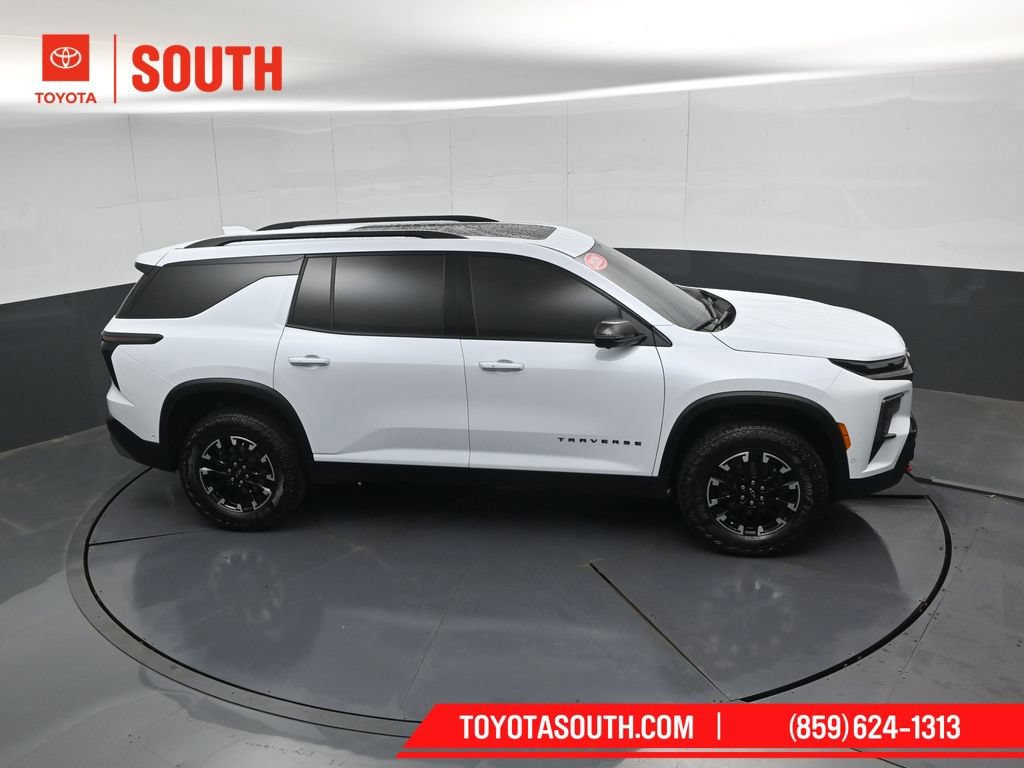 Used 2026 Chevrolet Traverse Z71 w/ Enhanced Driving Package AWD/4WD image 54