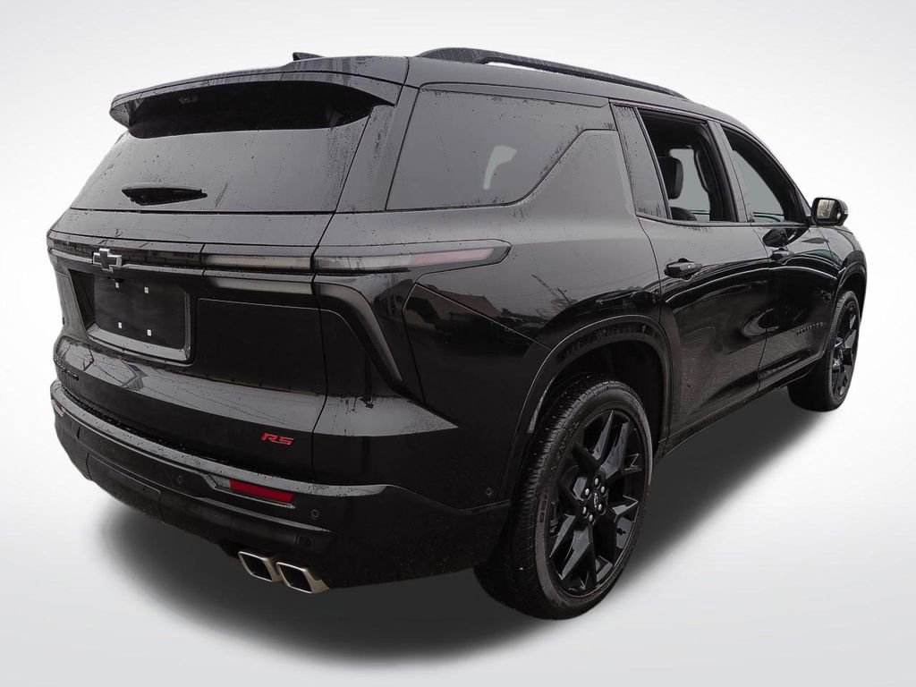 Used 2024 Chevrolet Traverse RS image 7