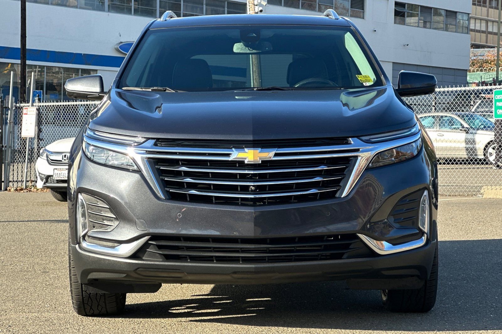 Used 2022 Chevrolet Equinox Premier image 10