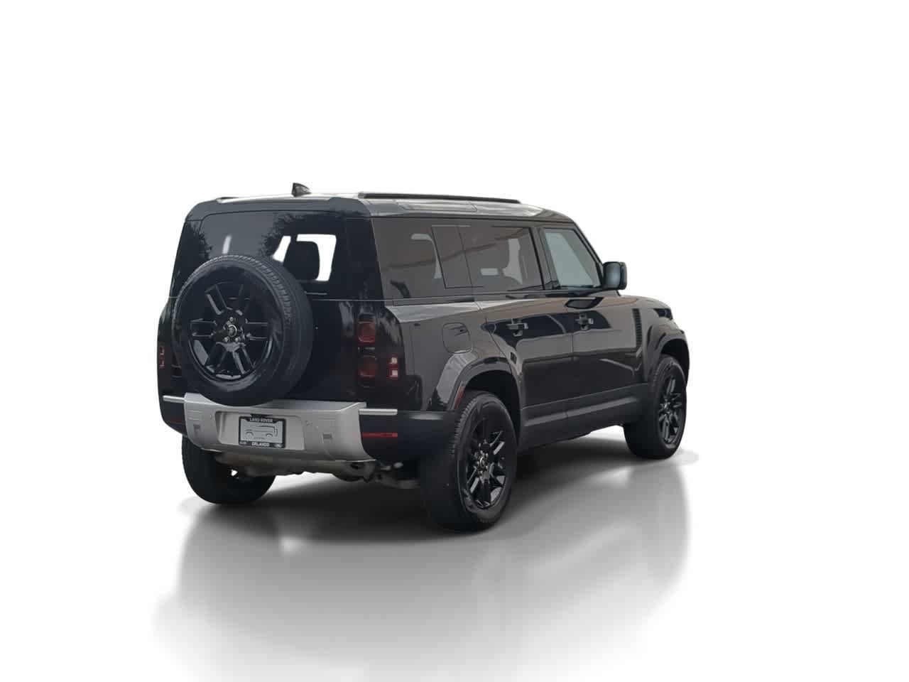 Used 2025 Land Rover Defender 110 S AWD/4WD image 8