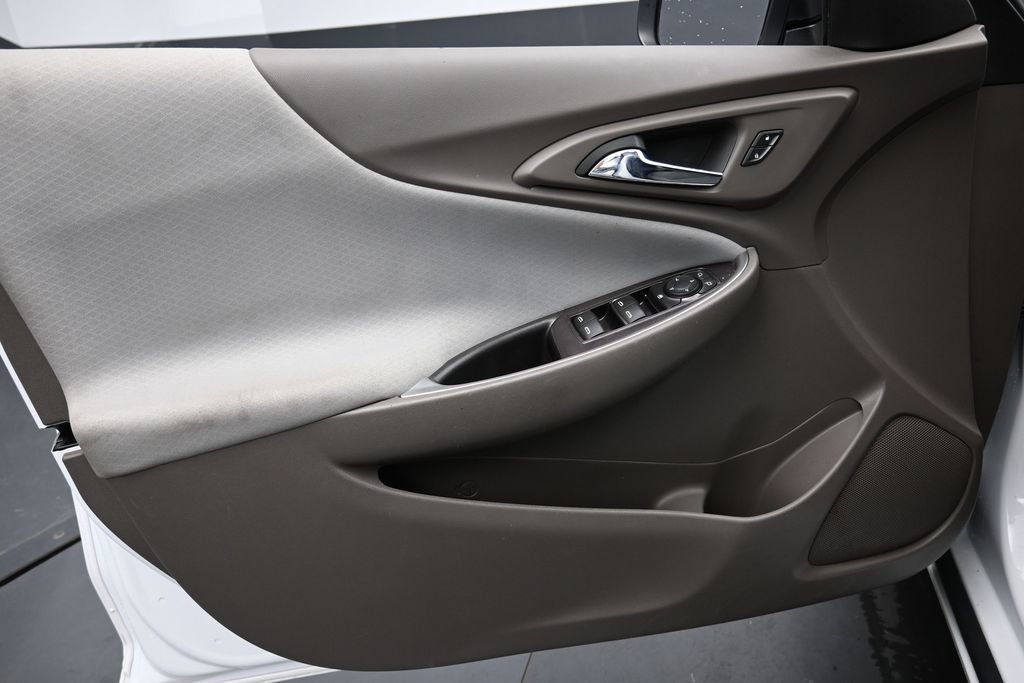 Used 2023 Chevrolet Malibu LS FWD image 22