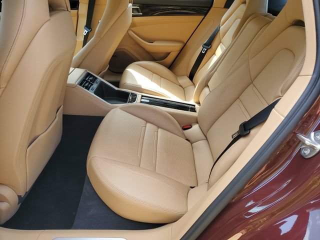 Used 2020 Porsche Panamera 4 AWD/4WD image 35