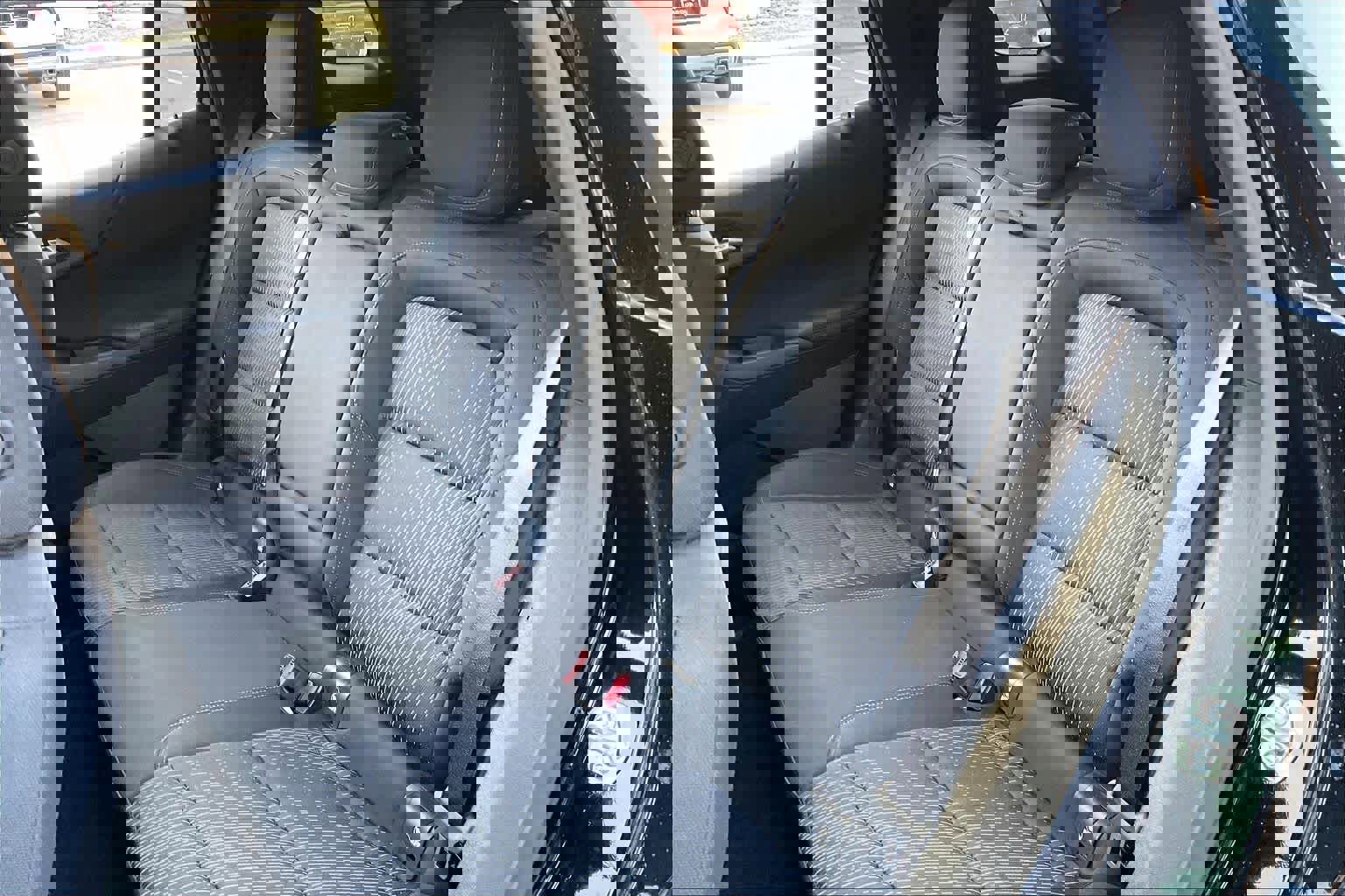 Certified 2025 Chevrolet Equinox LT image 19