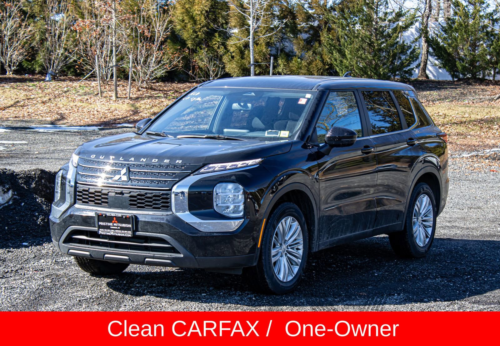 Used 2024 Mitsubishi Outlander ES image 1