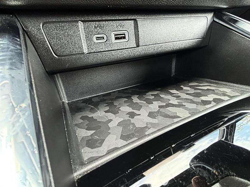 Used 2024 GMC Canyon Elevation image 26