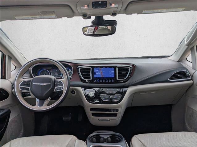 Used 2017 Chrysler Pacifica Limited w/ Advanced Safetytec Group image 17