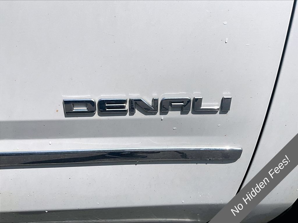 Used 2020 GMC Yukon Denali w/ Denali Premium Package AWD/4WD image 8