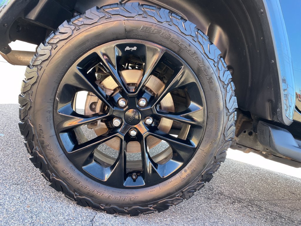 Certified 2020 Jeep Wrangler Unlimited Sahara AWD/4WD image 12