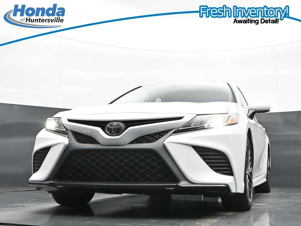 Used 2020 Toyota Camry SE FWD image 39