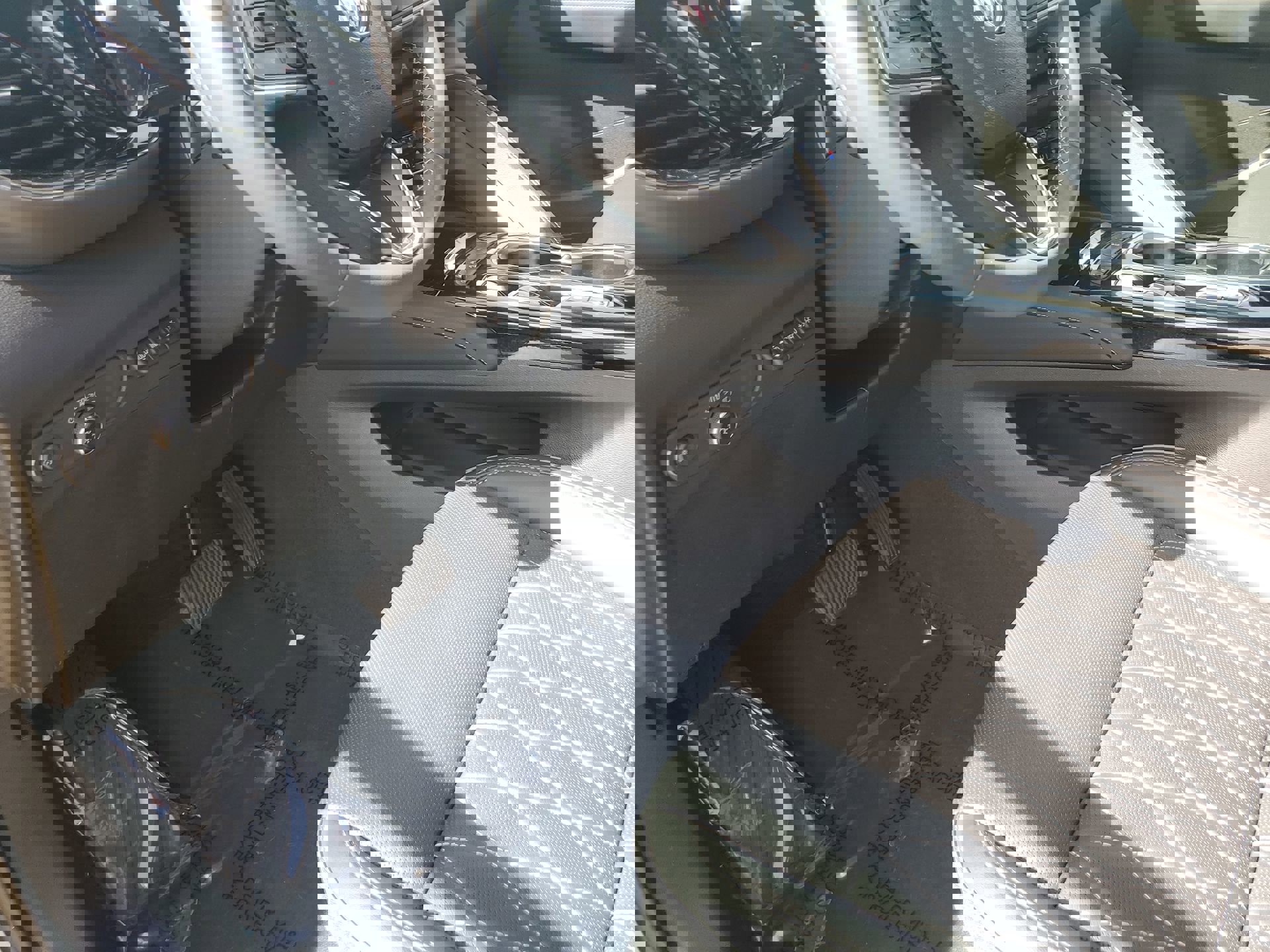 Used 2023 Buick Envision Avenir image 26