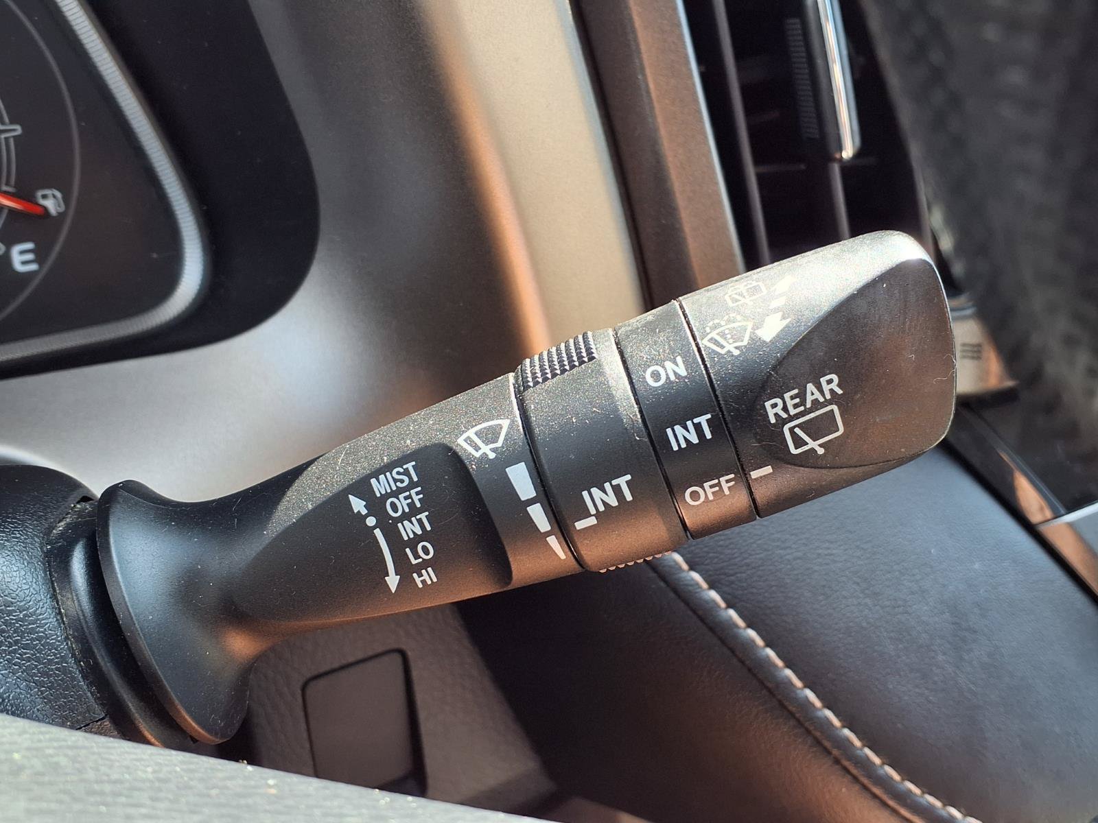 Used 2013 Toyota RAV4 XLE AWD/4WD image 22