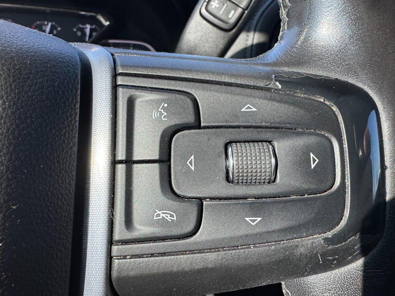 Used 2020 GMC Sierra 1500 SLT w/ Driver Alert Package I image 19