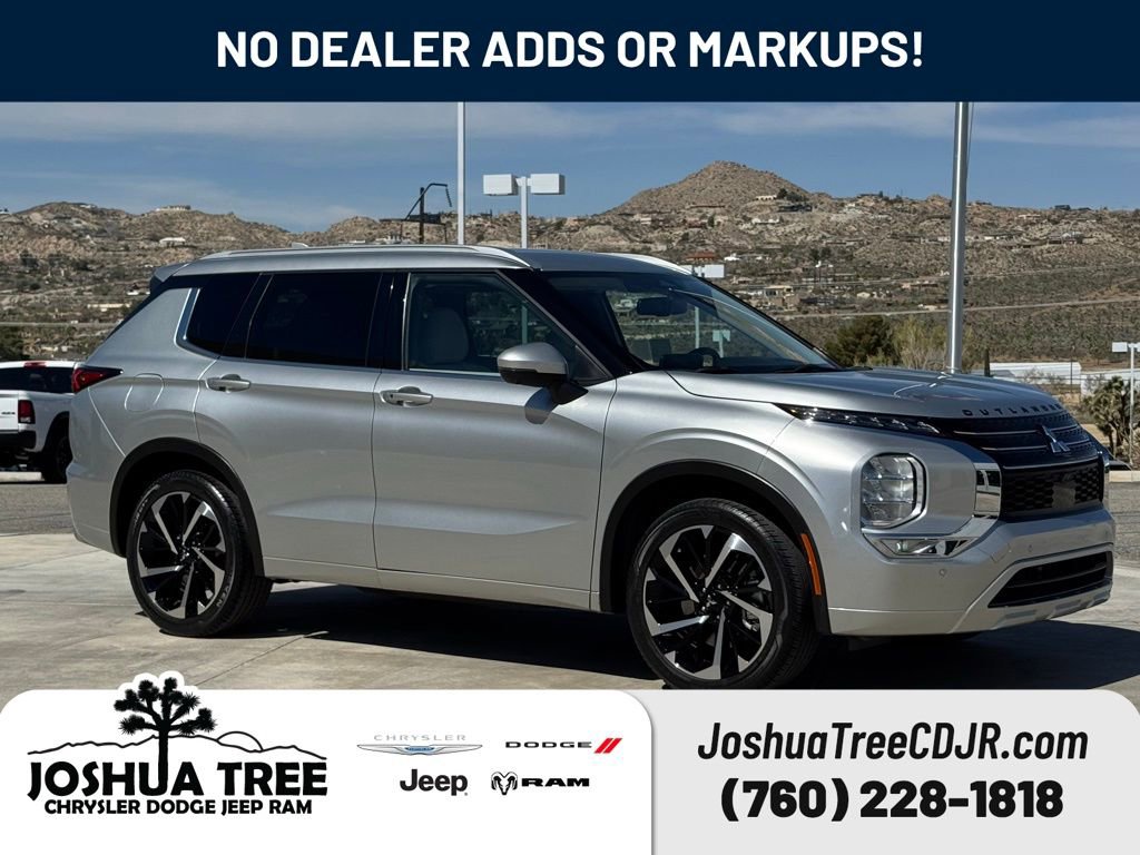 Used 2023 Mitsubishi Outlander SEL image 1