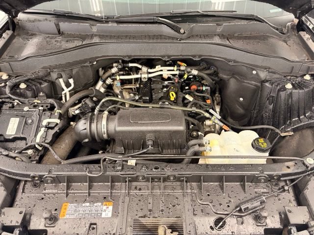 Used 2022 Ford Explorer XLT AWD/4WD image 19