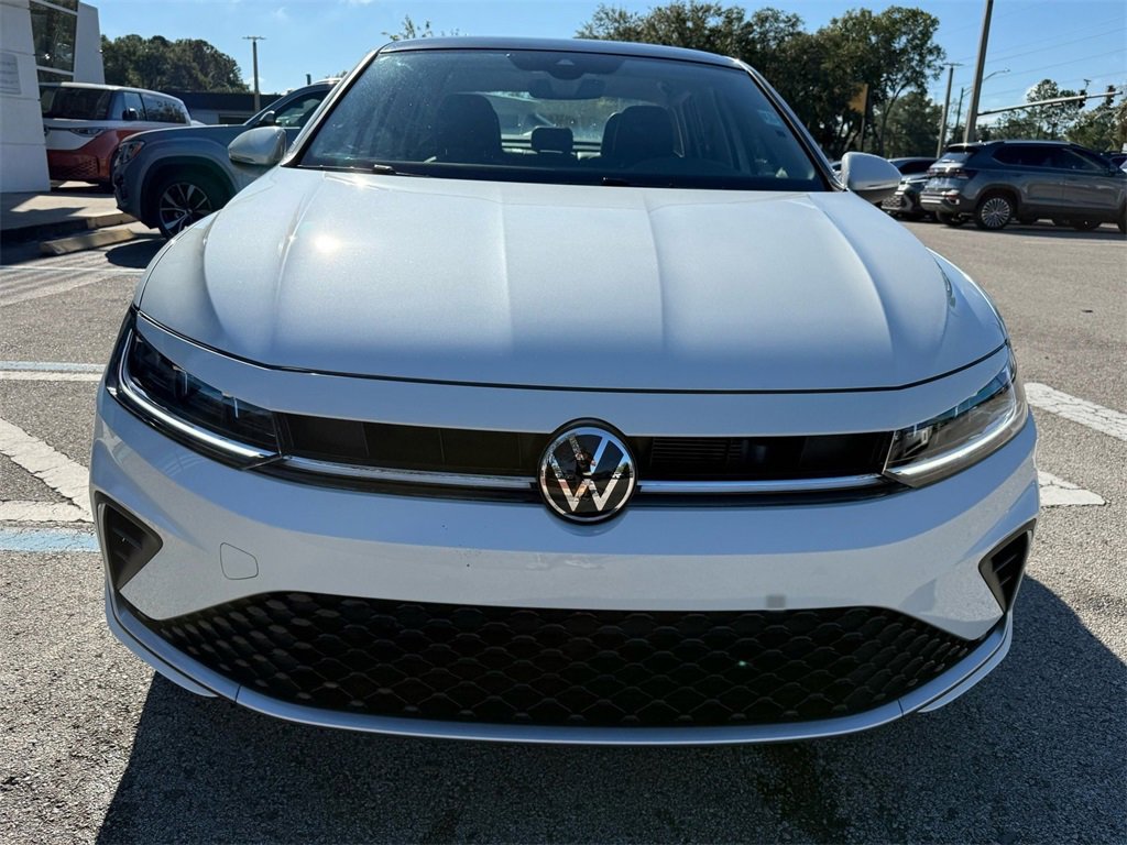 Certified 2025 Volkswagen Jetta SEL image 22