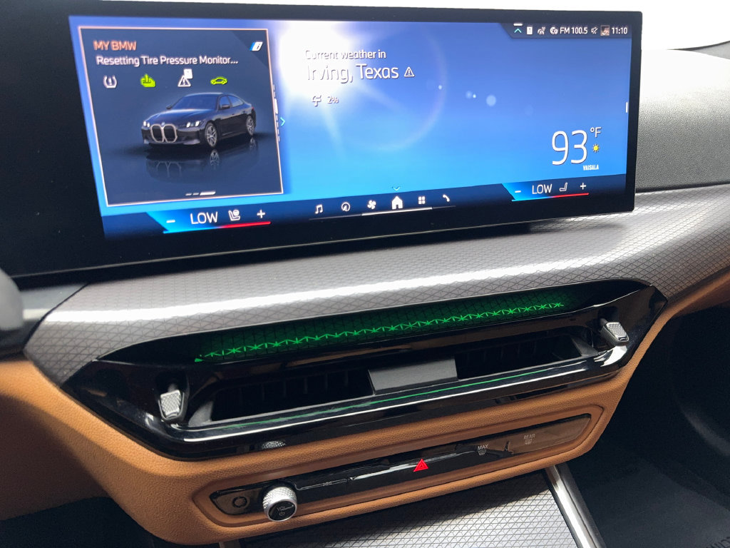 Used 2025 BMW i4 eDrive40 w/ Premium Package RWD image 64