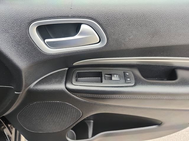 Used 2020 Dodge Durango SXT w/ 3rd Row Seating Group AWD/4WD image 35