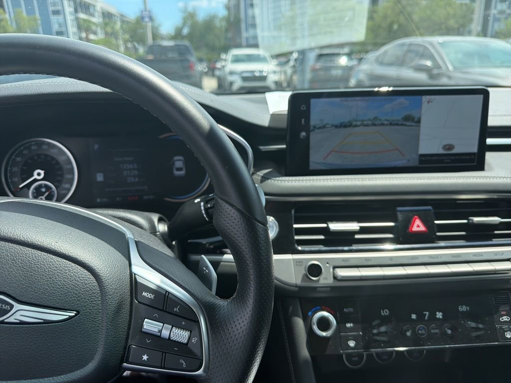 Used 2025 Genesis G70 2.5T RWD image 9
