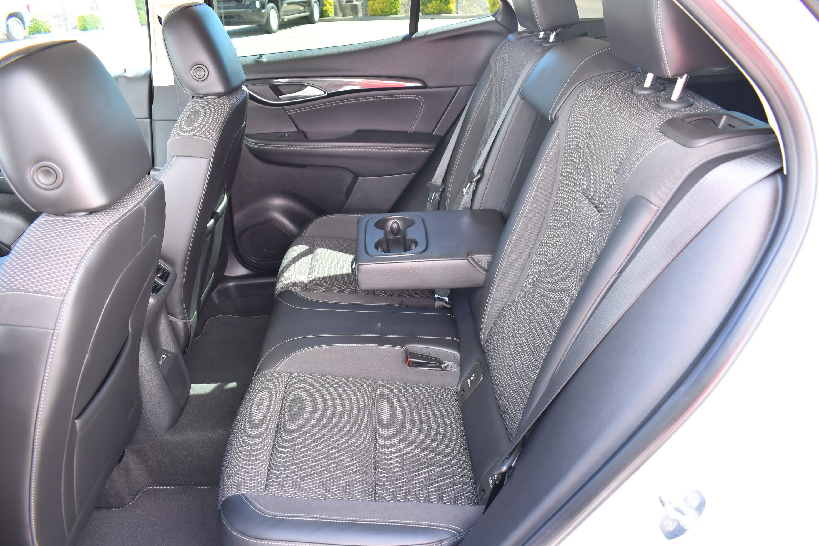 Used 2023 Buick Envision Preferred FWD image 23