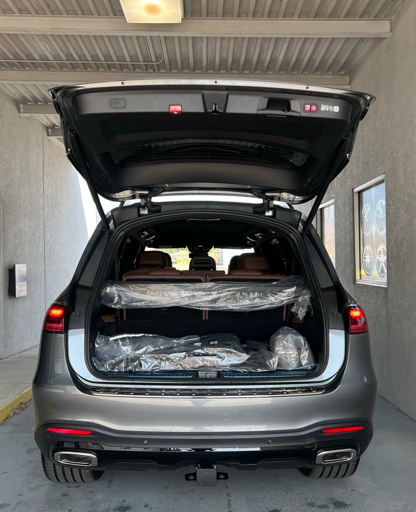 New 2026 Mercedes-Benz GLS 580 4MATIC image 38