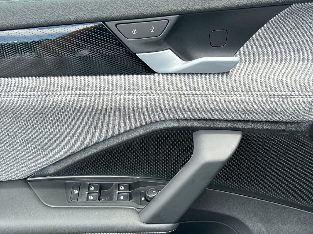New 2026 Volkswagen Tiguan S AWD/4WD image 15