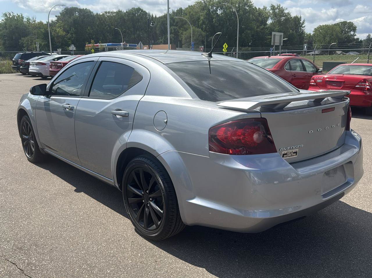 Used 2014 Dodge Avenger SE w/ Blacktop Package FWD image 7
