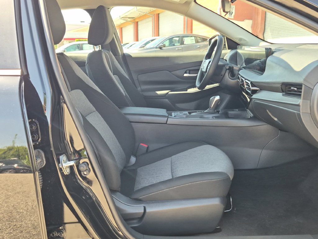 Certified 2026 Nissan Sentra SV w/ Floor Mat Package FWD image 31