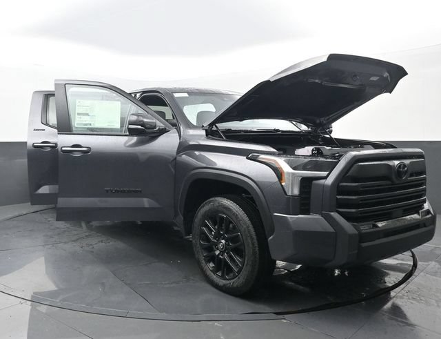 New 2026 Toyota Tundra Limited w/ Nightshade Package AWD/4WD image 32