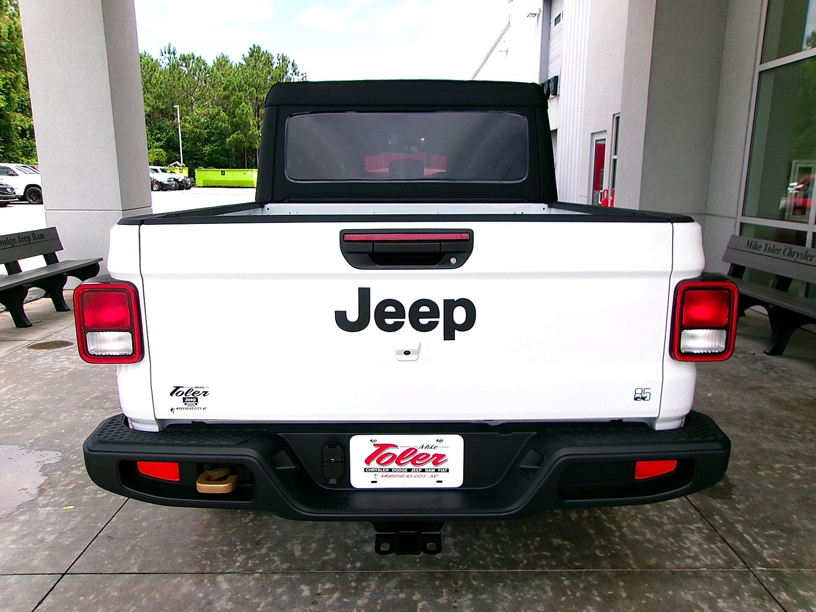 New 2026 Jeep Gladiator Sport AWD/4WD image 25