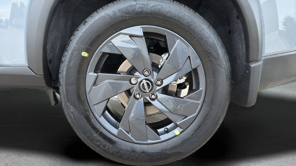 New 2026 Nissan Rogue SV AWD/4WD image 27