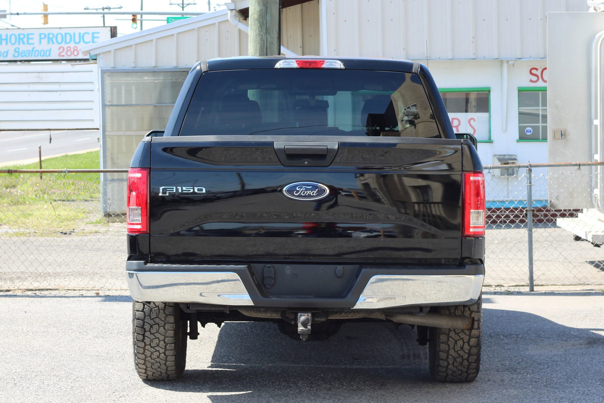 Used 2016 Ford F150 XLT w/ Trailer Tow Package image 7
