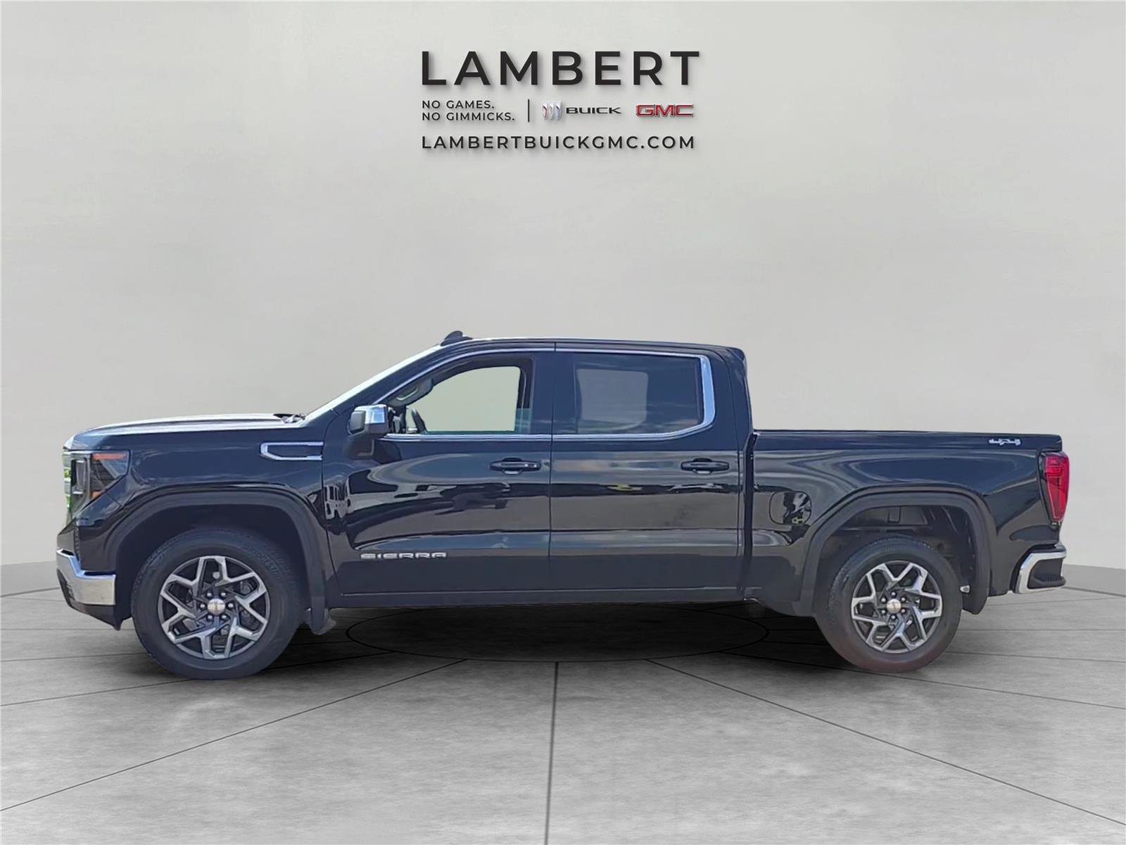 Used 2023 GMC Sierra 1500 SLE AWD/4WD image 2