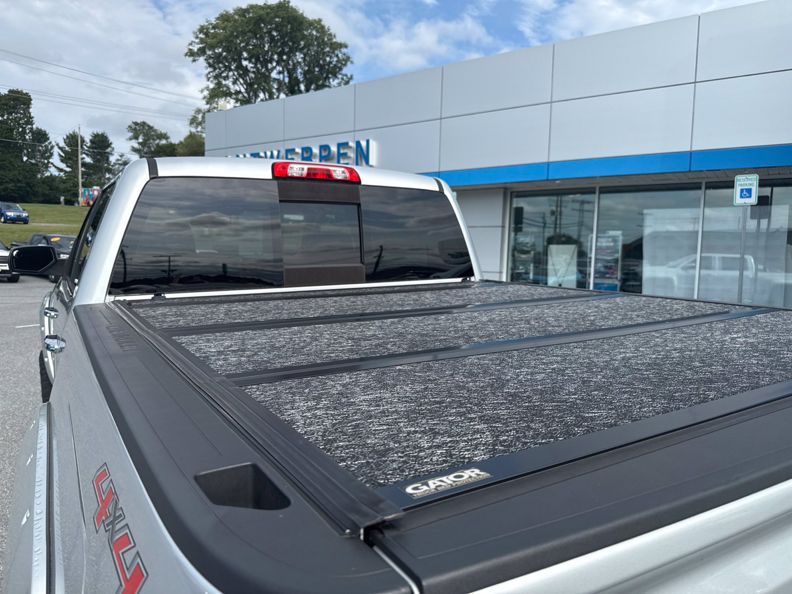 Used 2016 Chevrolet Silverado 1500 LTZ w/ Sport Package AWD/4WD image 10