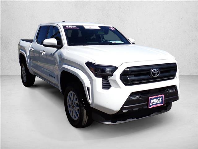 Certified 2025 Toyota Tacoma SR5 AWD/4WD image 6