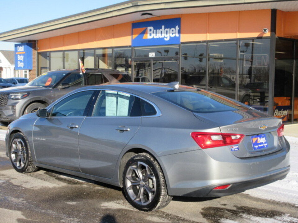 Used 2024 Chevrolet Malibu LT image 3