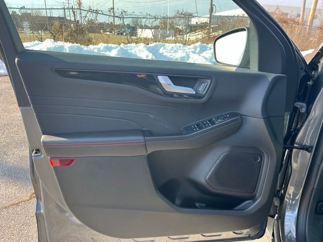 New 2026 Ford Escape ST-Line w/ Tech Pack #1 image 11