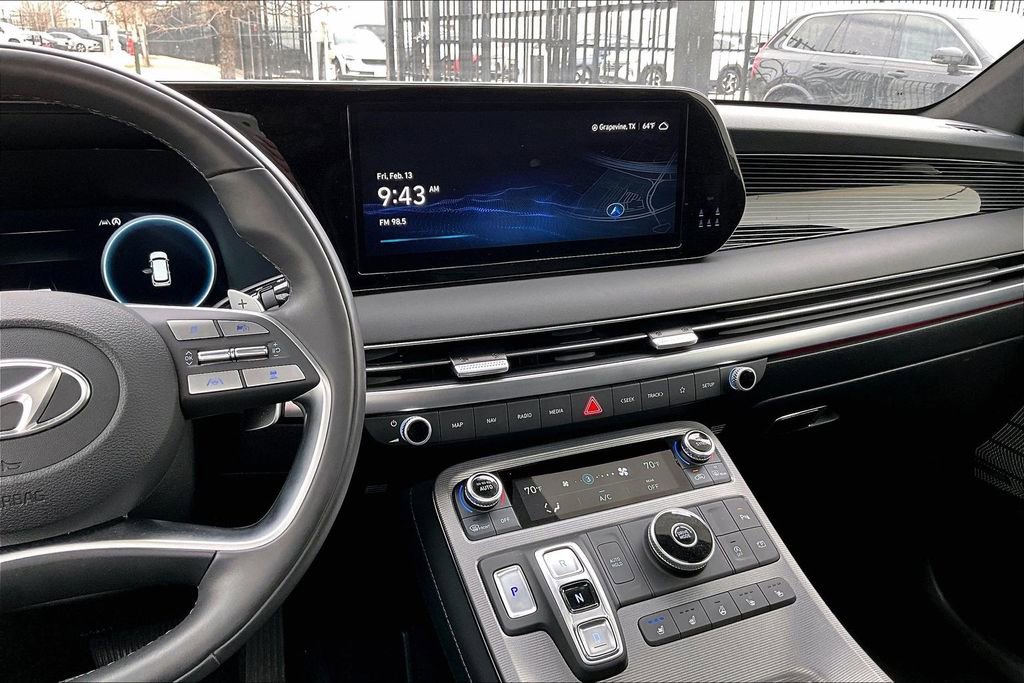 Used 2025 Hyundai Palisade Calligraphy image 8