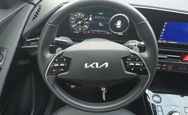 Used 2024 Kia Niro Wind FWD image 11