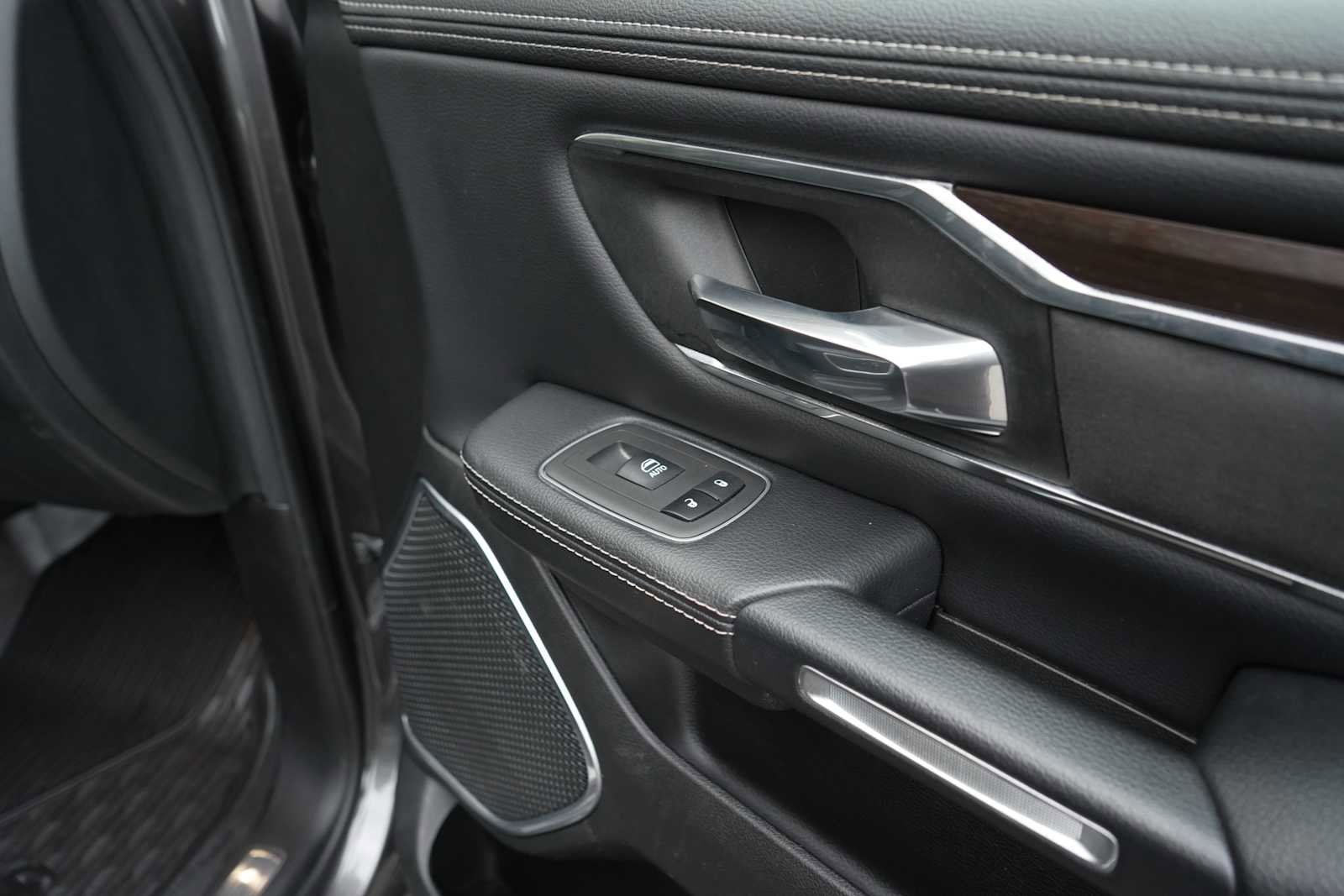 Used 2022 RAM 1500 Laramie image 45