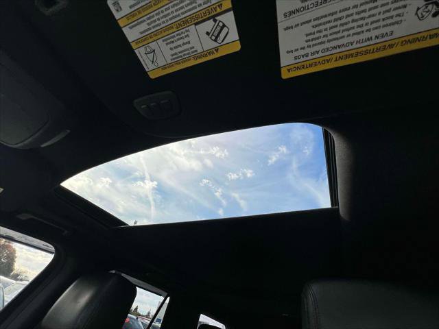 Used 2021 Ford Expedition Limited image 36