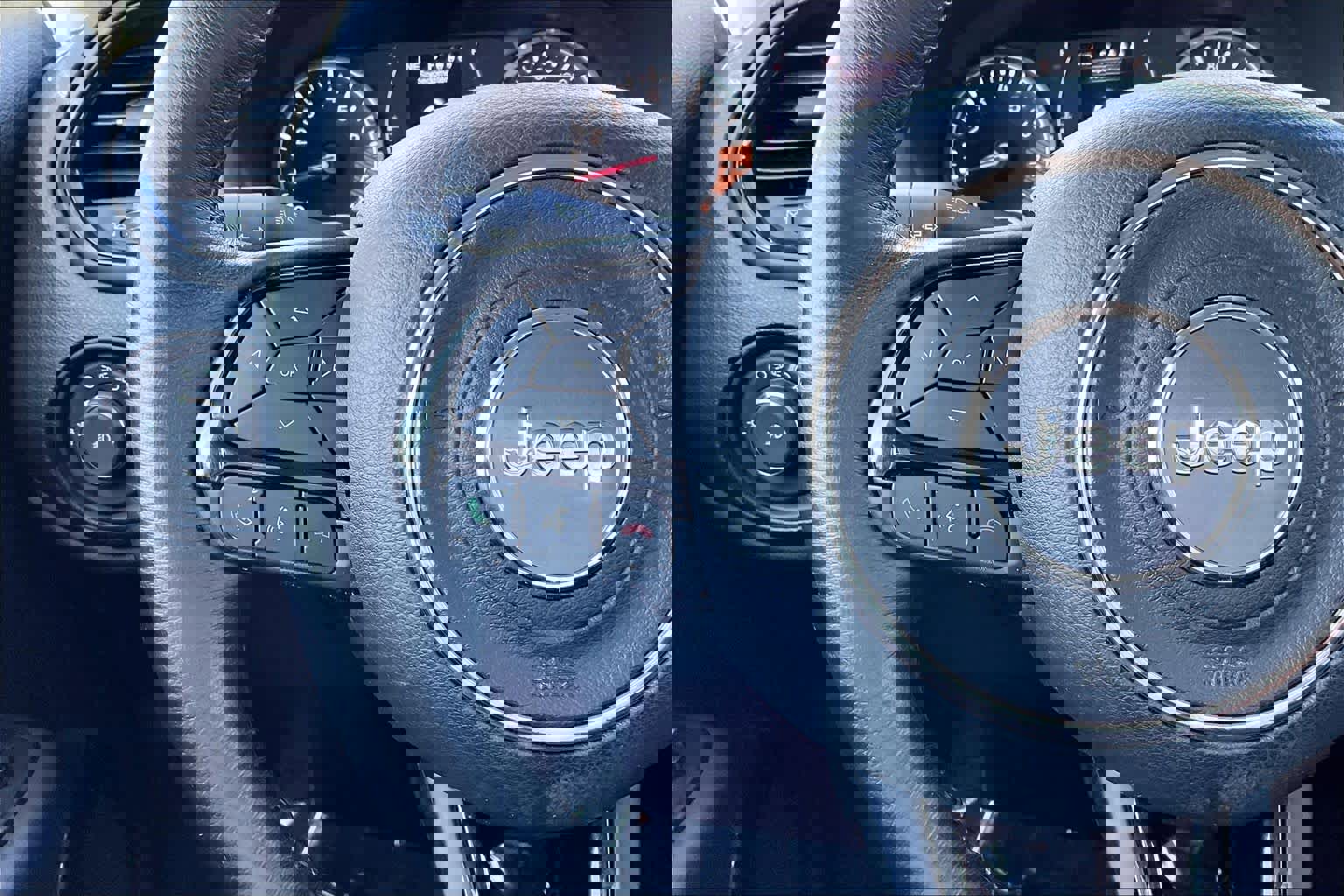 Used 2019 Jeep Renegade Altitude w/ Quick Order Package 2XM image 23