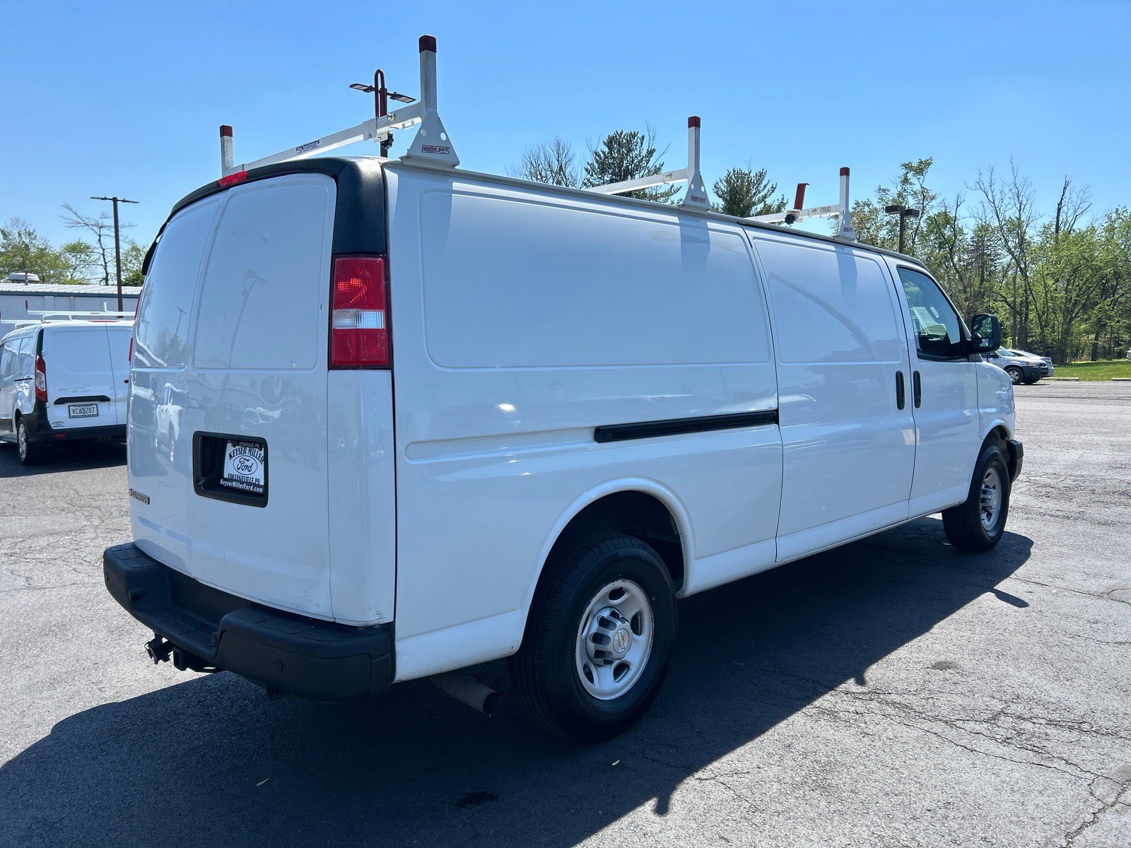 Used 2022 Chevrolet Express 2500 Extended w/ Driver Convenience Package RWD image 12