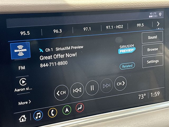 Used 2021 GMC Yukon XL Denali w/ Denali Premium Package AWD/4WD image 13