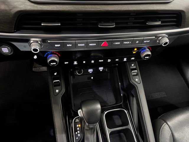 Certified 2022 Kia Telluride EX w/ EX Premium Package image 17