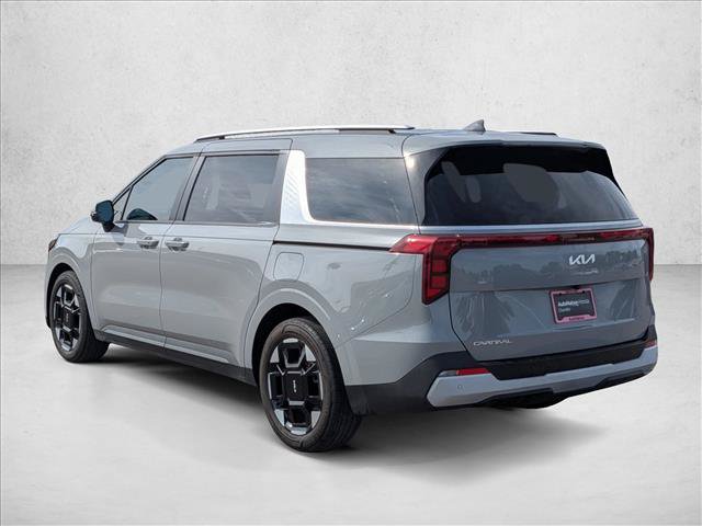 Used 2025 Kia Carnival EX FWD image 7
