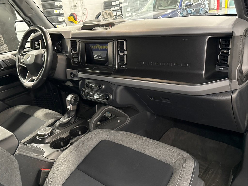 Used 2022 Ford Bronco Big Bend image 12